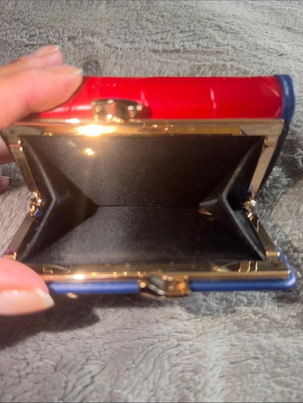 Preloved Vivienne Westwood Red Croc-Embossed Trifold Wallet with Blue Trim